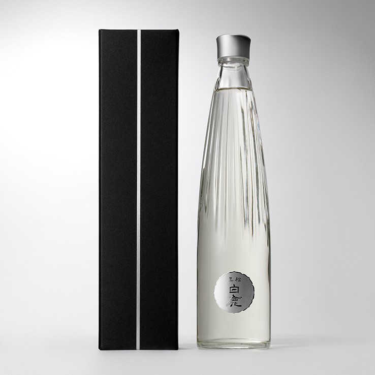 2010｜ “Kuromatsu Hakushika” Design Bottle